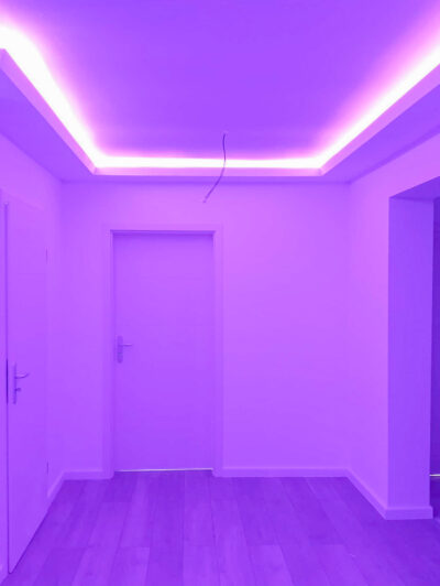 LED-Ambientebeleuchtung im Wohnbereich 6 20190520 151806 scaled 1